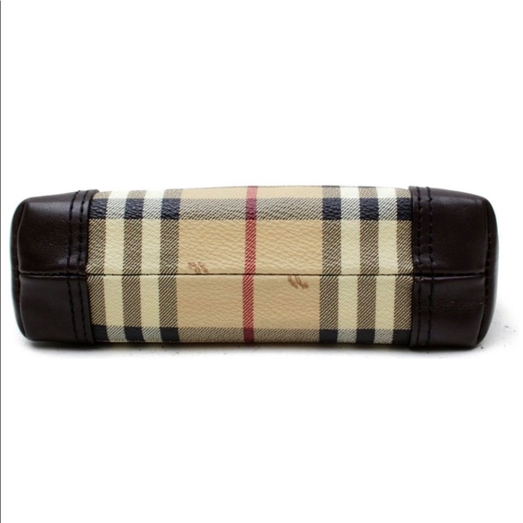 ‼️SOLD‼️❄️☃️💯Auth Burberry Cosmetic - Picture 4 of 9